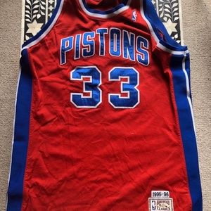 Pistons 33 NBA Red Mitchell & Ness Sweatshirt XXL